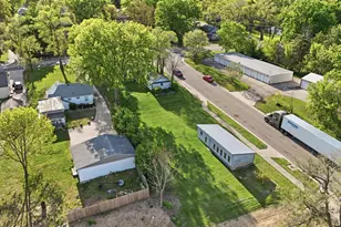 2812 20th St, Rockford, IL 61109 - Photo 27