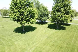 301 W 2nd St, Gilman, IL 60938 - Photo 25
