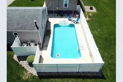 301 W 2nd Street, Gilman, IL 60938 - Photo 3