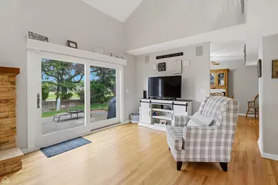 542 Cress Creek Court, Crystal Lake, IL 60014 - Photo 13