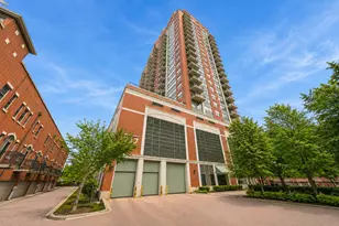 1717 S Prairie Ave, Chicago, IL 60616 - Photo 1
