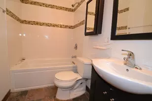2835 N Damen Ave, Chicago, IL 60618 - Photo 17