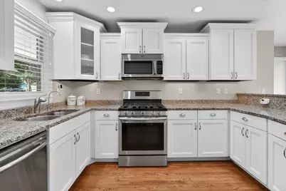 43W239 Hazelwood Trail, Saint Charles, IL 60175 - Photo 37