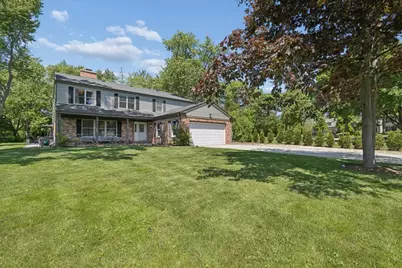 818 Valley Road, Lake Forest, IL 60045 - Photo 1
