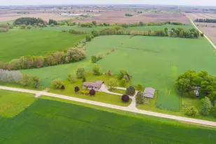 8086 Kane Rd, Waterman, IL 60556 - Photo 5