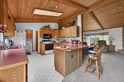 8086 Kane Road, Waterman, IL 60556 - Photo 19