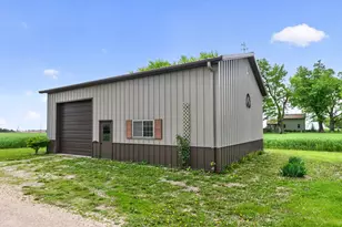 8086 Kane Rd, Waterman, IL 60556 - Photo 41
