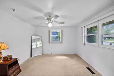 19031 Baker Avenue, Country Club Hills, IL 60478 - Photo 13