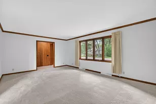 42W675 Star Ln, Sugar Grove, IL 60554 - Photo 13