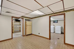 42W675 Star Ln, Sugar Grove, IL 60554 - Photo 47
