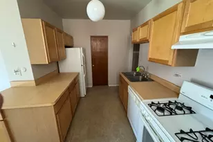5855 N Glenwood Ave, Chicago, IL 60660 - Photo 5