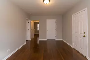 5748 N Winthrop Ave, Chicago, IL 60660 - Photo 13
