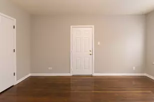 5748 N Winthrop Ave, Chicago, IL 60660 - Photo 15