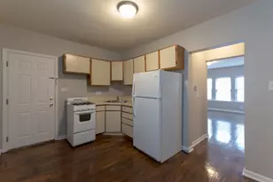 5748 N Winthrop Ave, Chicago, IL 60660 - Photo 7