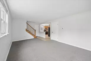 255 E Burlington St, Riverside, IL 60546 - Photo 15