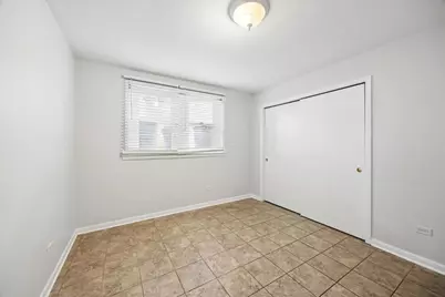 255 E Burlington Street #1, Riverside, IL 60546 - Photo 9