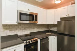 640 W Wrightwood Ave, Chicago, IL 60614 - Photo 3