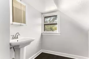 9209 S Woodlawn Ave, Chicago, IL 60619 - Photo 23