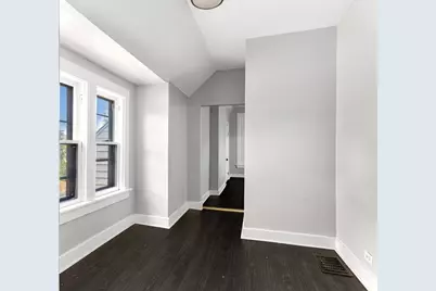 9209 S Woodlawn Avenue, Chicago, IL 60619 - Photo 19
