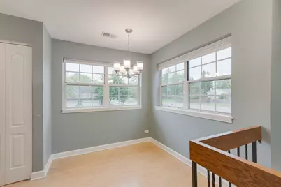 1742 W Orchard Place #1742, Arlington Heights, IL 60005 - Photo 3