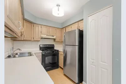 1742 W Orchard Place #1742, Arlington Heights, IL 60005 - Photo 5