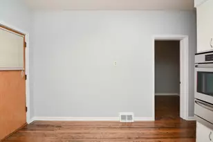 3531 N Bell Ave, Chicago, IL 60618 - Photo 7