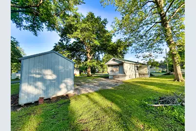 518 Locust Street, Xenia, IL 62899 - Photo 37