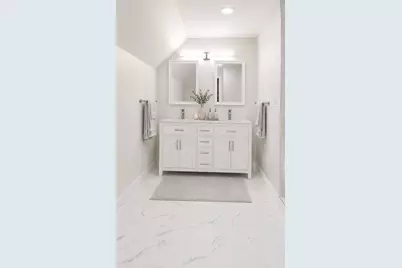 701 W 46th Street, Chicago, IL 60609 - Photo 21
