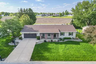 901 Edwin Dr, Bourbonnais, IL 60914 - Photo 37