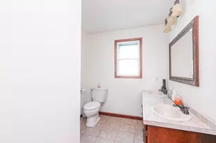 901 Edwin Dr, Bourbonnais, IL 60914 - Photo 25