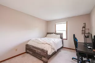 901 Edwin Dr, Bourbonnais, IL 60914 - Photo 23