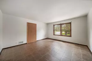 8 Half Day Rd, Lincolnshire, IL 60069 - Photo 21