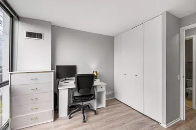 4343 N Clarendon Avenue #817, Chicago, IL 60613 - Photo 17