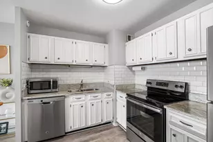 4343 N Clarendon Ave, Chicago, IL 60613 - Photo 9