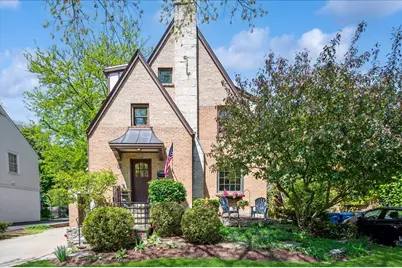2228 Kenilworth Avenue, Wilmette, IL 60091 - Photo 1