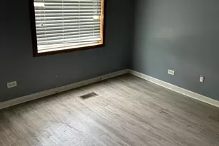 10724 S Pulaski Rd, Oak Lawn, IL 60453 - Photo 13