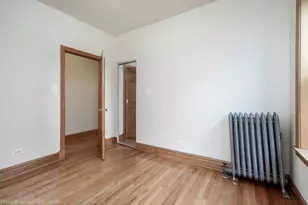 1165 E 54th St, Chicago, IL 60615 - Photo 7