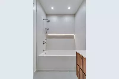 1522 W Chicago Avenue #3E, Chicago, IL 60642 - Photo 21