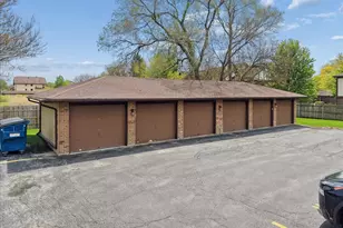 17979 Oak Park Ave, Tinley Park, IL 60477 - Photo 19