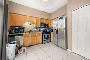 2269 Rebecca Cir, Montgomery, IL 60538 - Photo 7