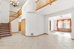 546 N 4th Ave, Addison, IL 60101 - Photo 17