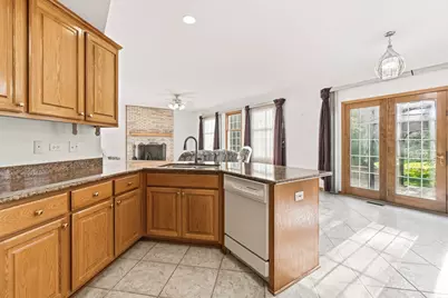 546 N 4th Avenue, Addison, IL 60101 - Photo 11