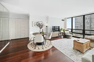 1636 N Wells St, Chicago, IL 60614 - Photo 5