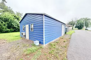 301 N McLaren St, Marion, IL 62959 - Photo 11