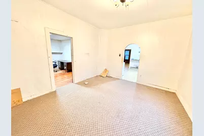 301 N McLaren Street, Marion, IL 62959 - Photo 3