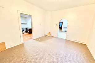 301 N McLaren St, Marion, IL 62959 - Photo 3