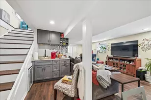 3739 N Ridgeway Ave, Chicago, IL 60618 - Photo 21