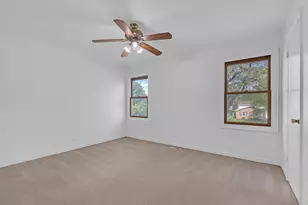 1032 Apple Ln, Lombard, IL 60148 - Photo 21