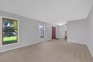 1032 Apple Ln, Lombard, IL 60148 - Photo 7