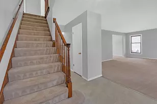 1032 Apple Ln, Lombard, IL 60148 - Photo 5